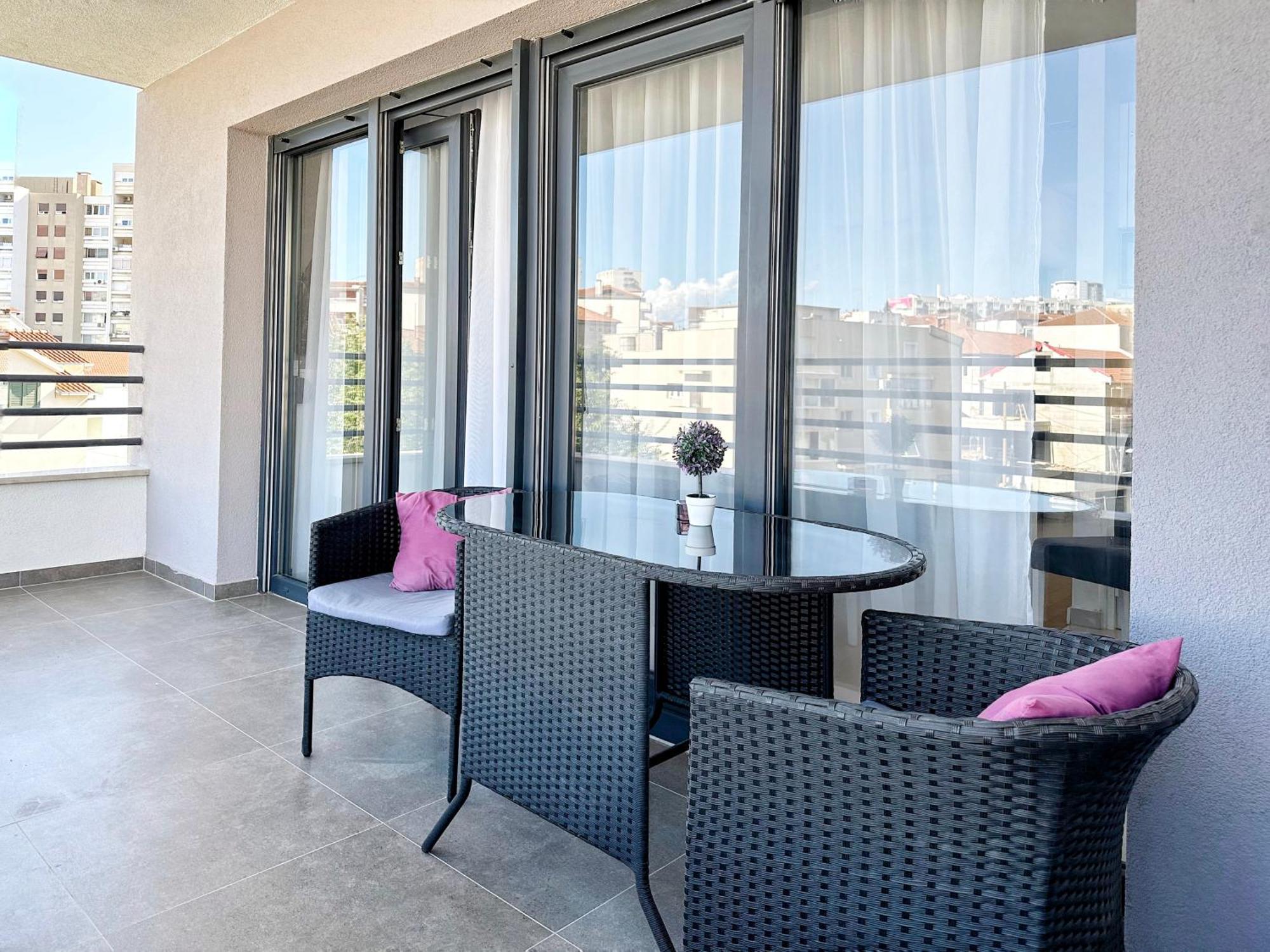 S'Akvarel 4 - Private Garage Apartman Split Kültér fotó
